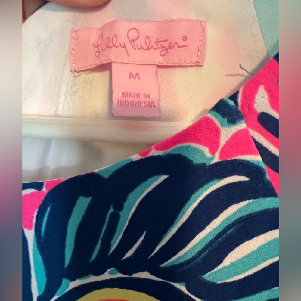 Lilly Pulitzer shift dress - Picture 2 of 3